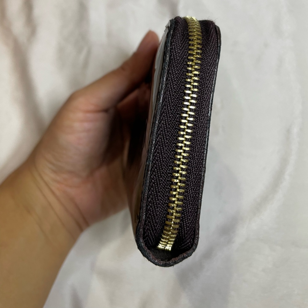 Louis Vuitton Vernis dark purple zippy card holder 💜 - Picture 7 of 10